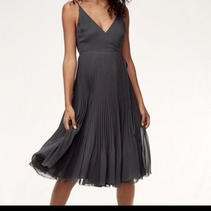 VGUC Wilfred Beaune Midi Pleated Wrap Dress | Size Small